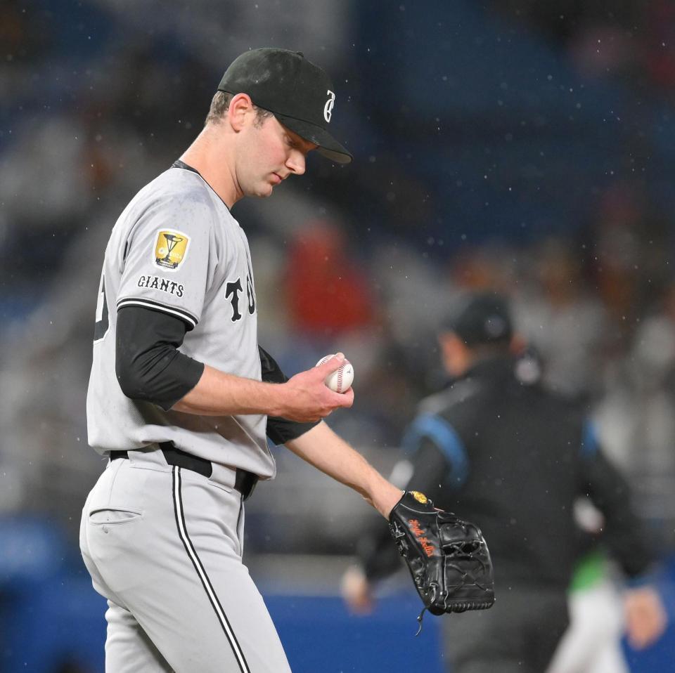 ８回、内山に２者連続となる左越えソロを浴びたケラー（撮影・伊藤笙子）