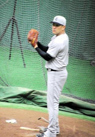 　丸、小林を相手に実戦形式の打撃練習で登板した田中将