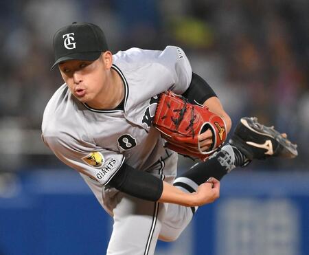 　力投する先発の堀田（撮影・伊藤笙子）