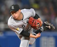 　力投する先発の堀田（撮影・伊藤笙子）