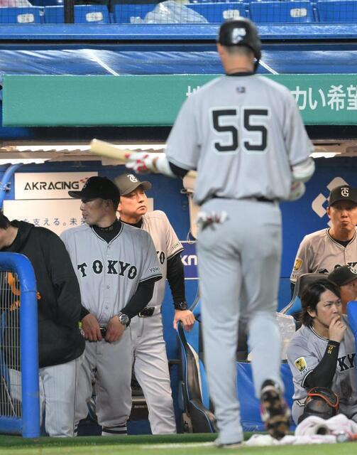 異例ずくめの電撃トレードの裏側に何があったのか 巨人・秋広は前日