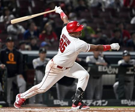 広５-４巨（１３日）　広島がサヨナラ勝ち