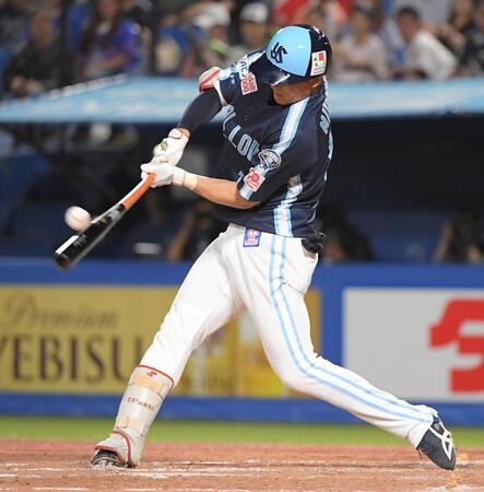 ヤクルトが連敗を３でストップ　八回に代打・宮本が決勝二塁打　七回は茂木が一時逆転の５号３ラン