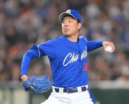 　力投する松葉（撮影・伊藤笙子）