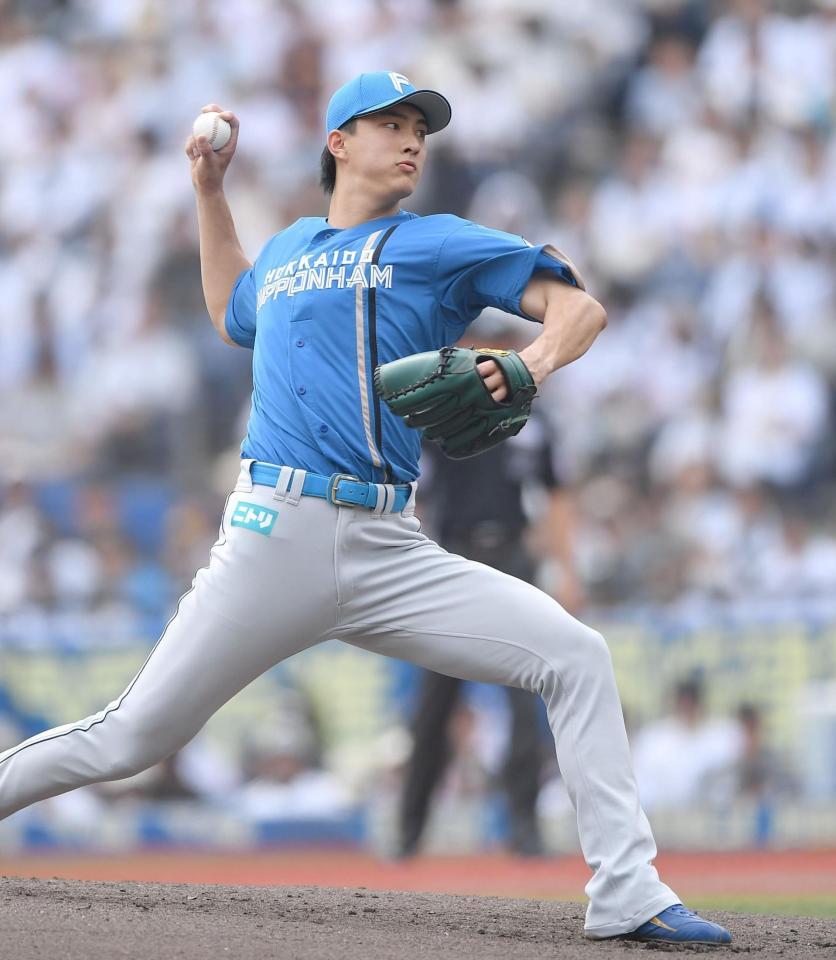 　力投する達（撮影・開出牧）