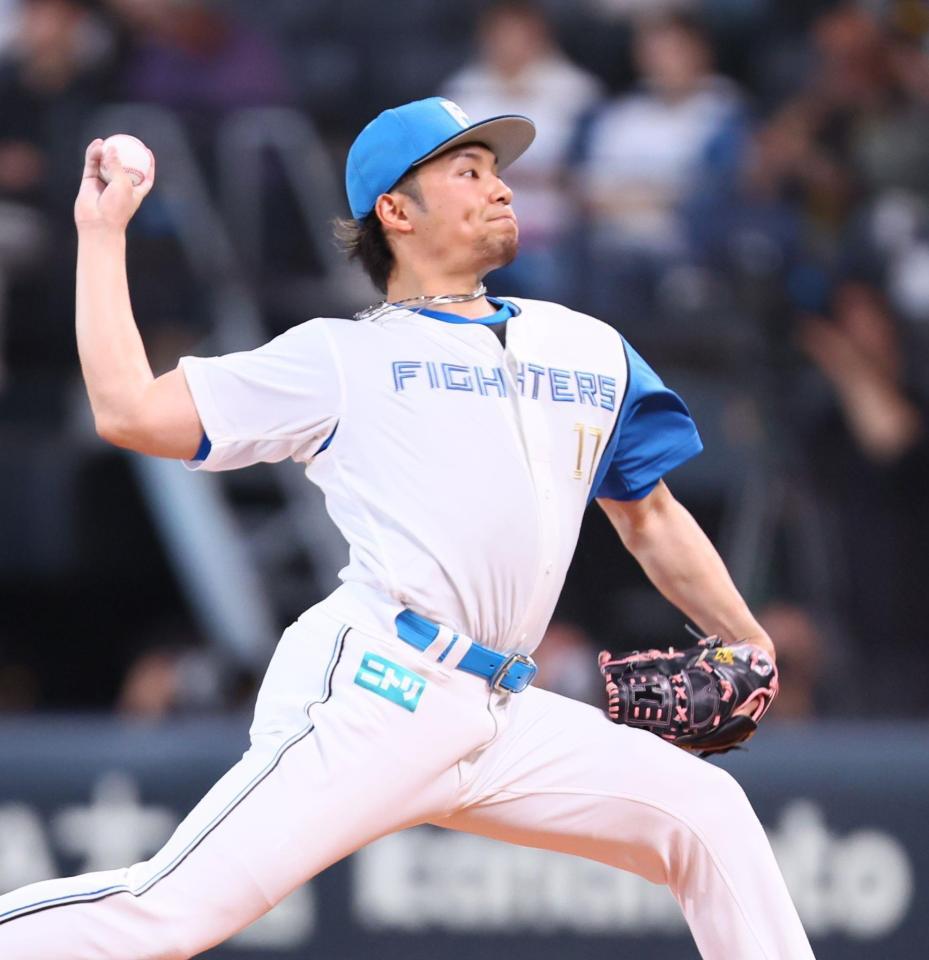 　１回、力投する伊藤（撮影・中島達哉）