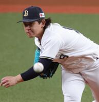 　好投する先発の宮城（撮影・坂部計介）