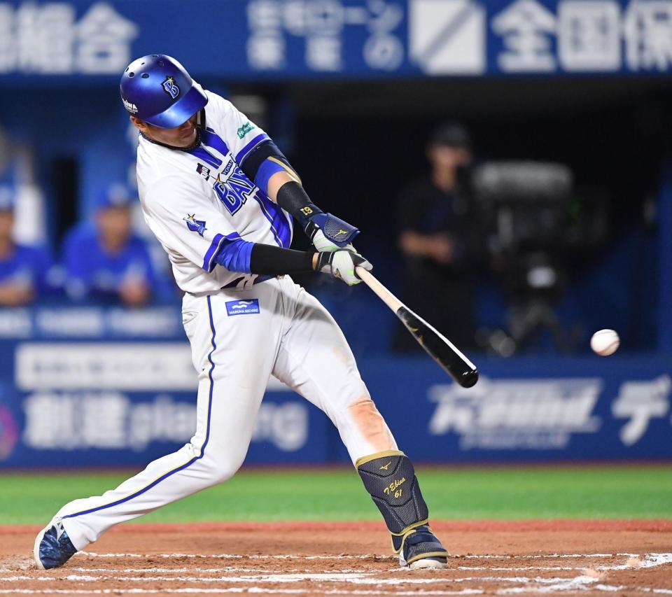 ６回、左前打を放ち猛打賞の蝦名（撮影・開出牧）