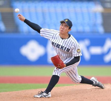 　４回途中から２番手で登板した立大・大越怜（撮影・伊藤笙子）