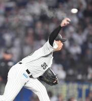 　力投する田中晴（撮影・開出牧）