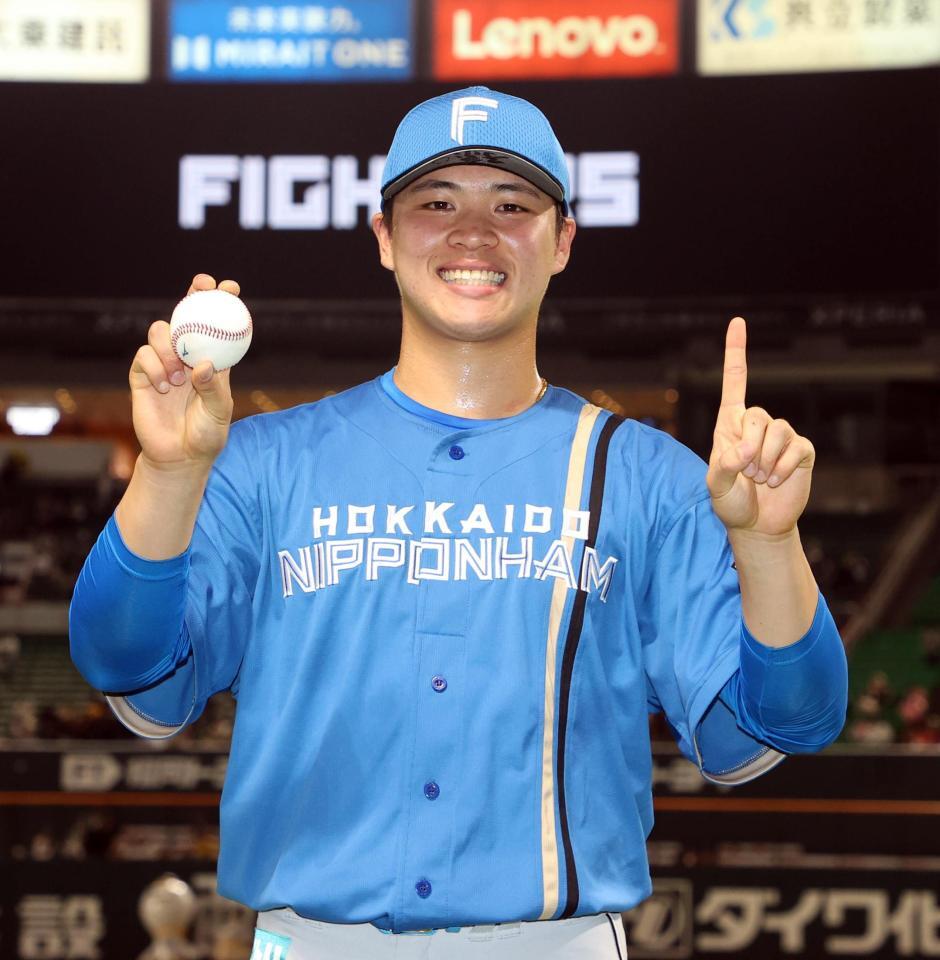 　来日初セーブを飾った孫