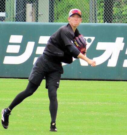巨人・戸郷が同い年大の里の横綱昇進を「同年代の人たちの活躍はありがたいし、うれしい」と祝福　新横綱に「触れるだけでも…触りたい」と珍要求