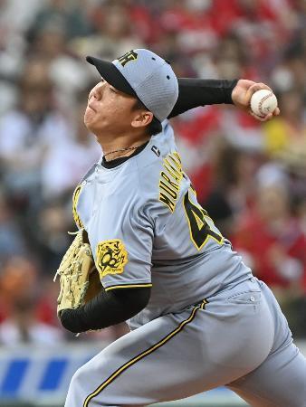 　広島戦に先発した阪神・村上＝マツダ