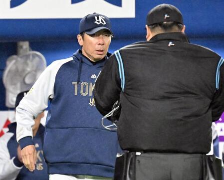 ３連敗のヤクルト・高津監督　連日の投壊に「構えたところになかなかいかない」「追いかけるのは簡単じゃない」と嘆く