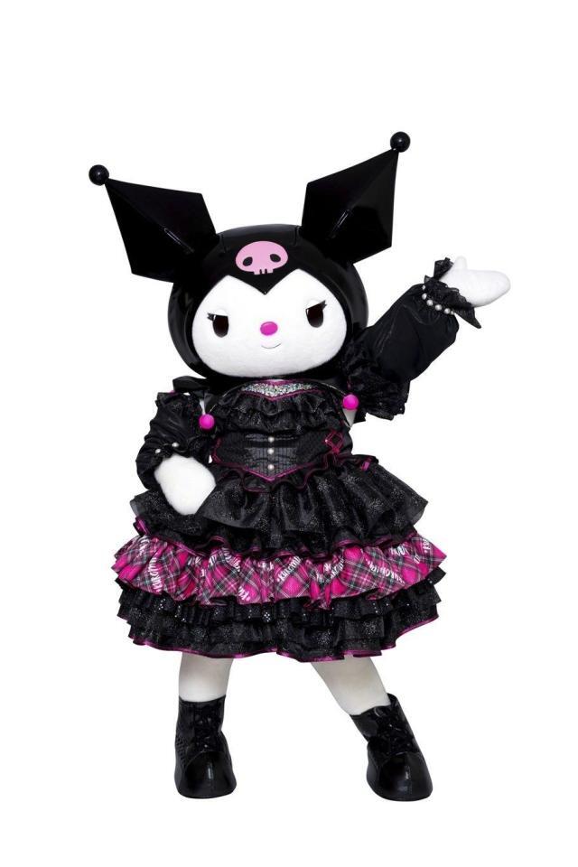 　始球式に登場するクロミ（Ⓒ　２０２５　ＳＡＮＲＩＯ　ＣＯ．，　ＬＴＤ．　ＡＰＰＲＯＶＡＬ　ＮＯ．　ＣＢ２５０５６４）