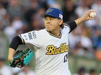　西武打線を相手に力投する宮城（撮影・立川洋一郎）