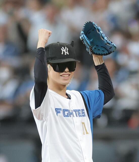 チョー楽しかったです」ピラフ星人が見事ノーバン投球 札幌市出身の