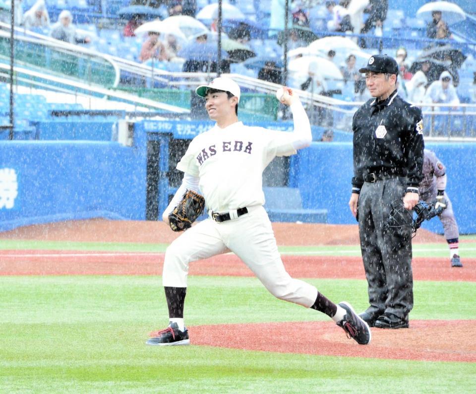 　東京六大学のレジェンド始球式に登場した和田毅氏