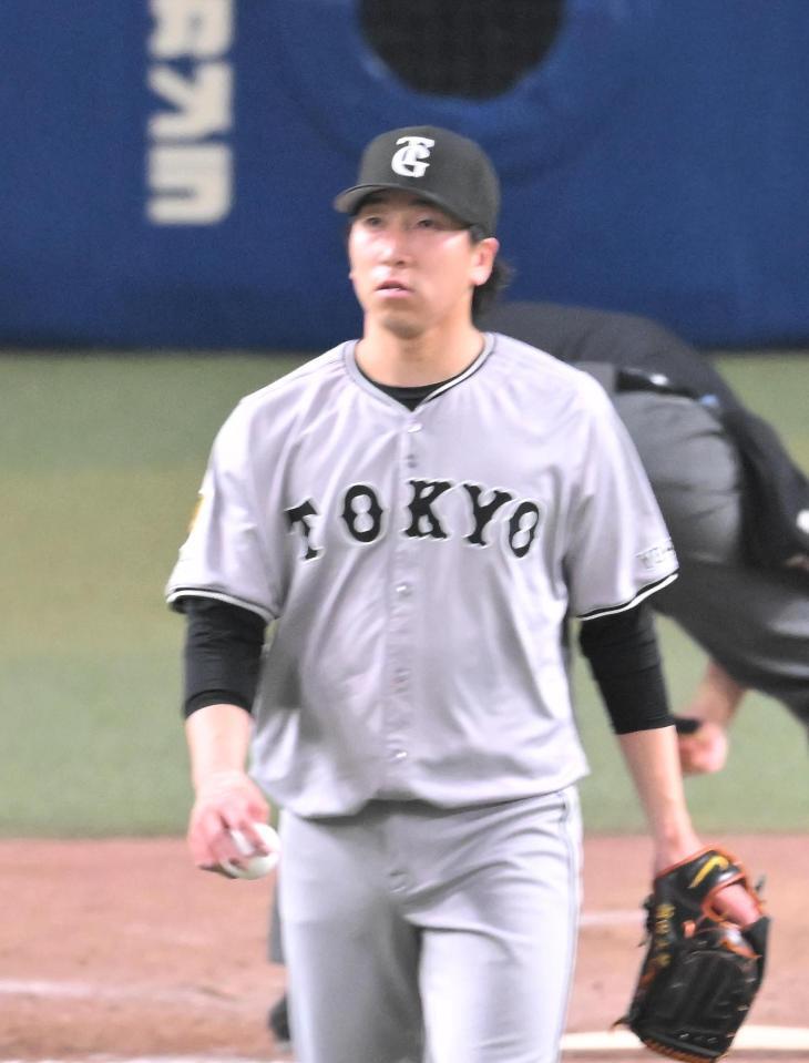 　８回、暴投で勝ち越しを許した大勢