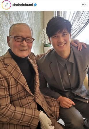 　長嶋茂雄さんが死去したことを受け、米大リーグ、ドジャースの大谷翔平選手がインスタグラムに投稿した写真