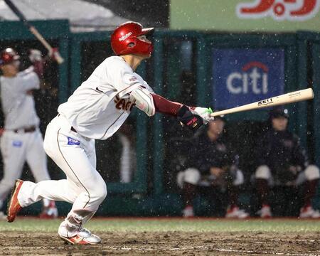 　２回、宗山が同点の中犠飛を放つ