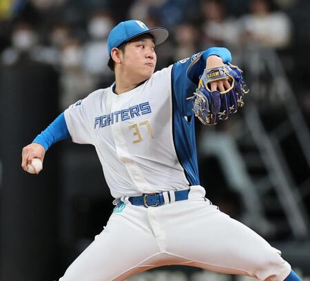 　先発し、投げ込む古林（撮影・田中太一）