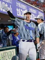 　６回、２ランを放った佐野