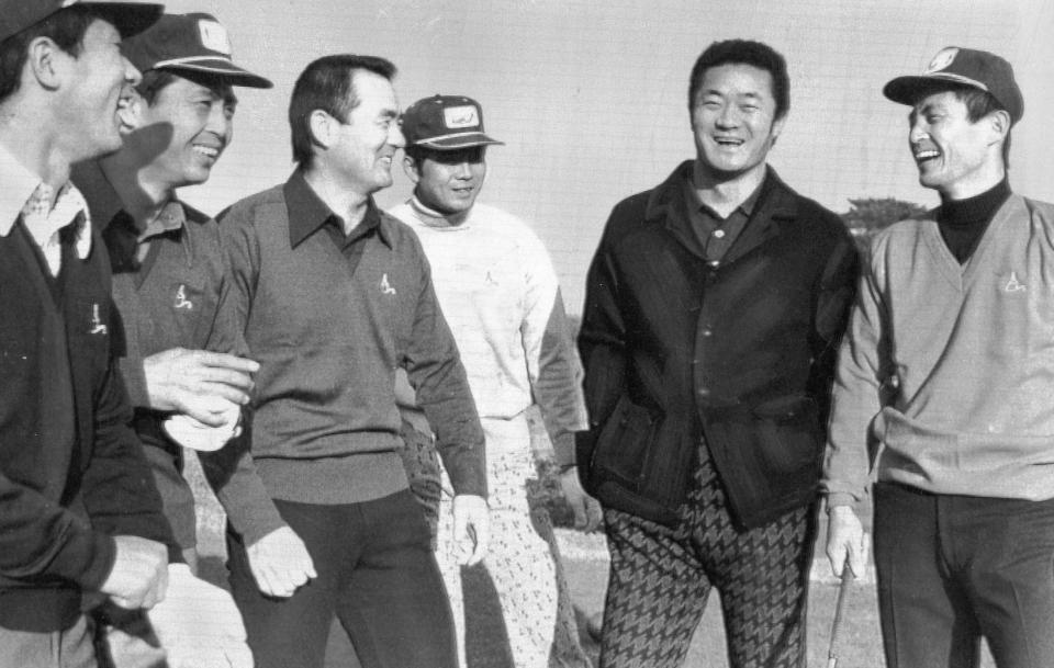 1976年長嶋監督】 長嶋監督、王貞治、張本勲など豪華野球選手