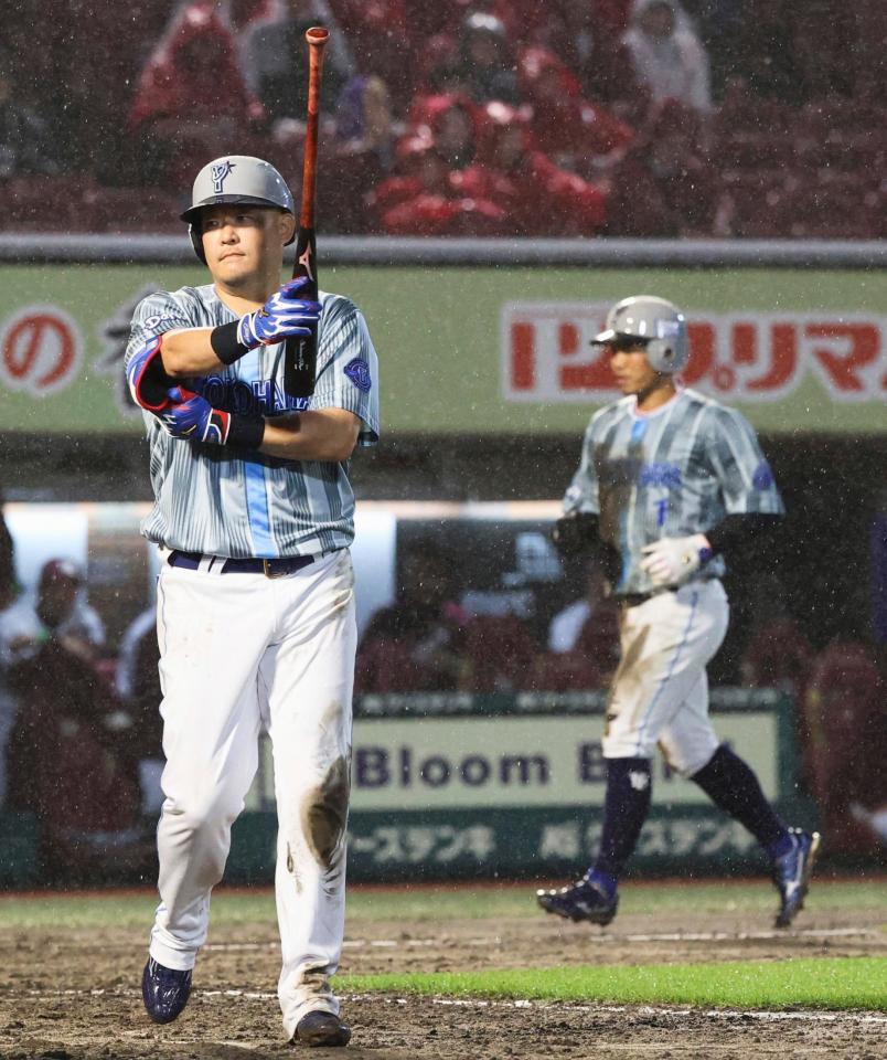 　５回、筒香が勝ち越しとなる押し出し四球を選ぶ