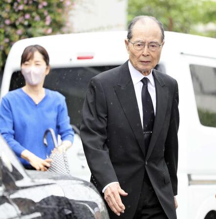 ソフトバンク・王貞治会長「特別な存在でした」盟友・長嶋さんと別れ　自宅弔問無言の対面、ラストメッセージは「ありがとう」
