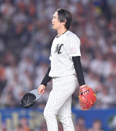 　７回、若林に死球を与え帽子を取る石川柊（撮影・開出牧）