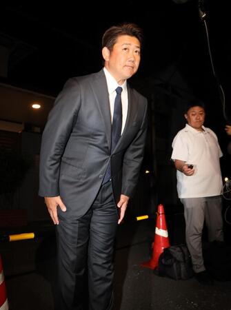 取材に応じる松坂大輔氏（撮影・石井剣太郎）