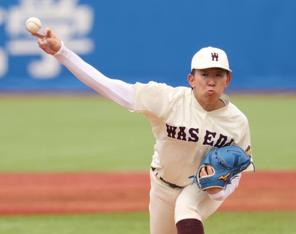 　力投する早大・伊藤樹（撮影・金田祐二）