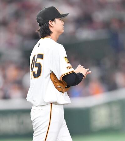 　８回、浅村に左線適時二塁打を打たれた田中瑛（撮影・開出牧）