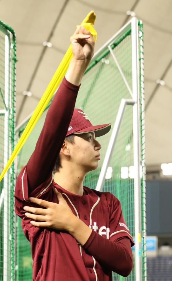 　アップをする大内（撮影・佐々木彰尚）