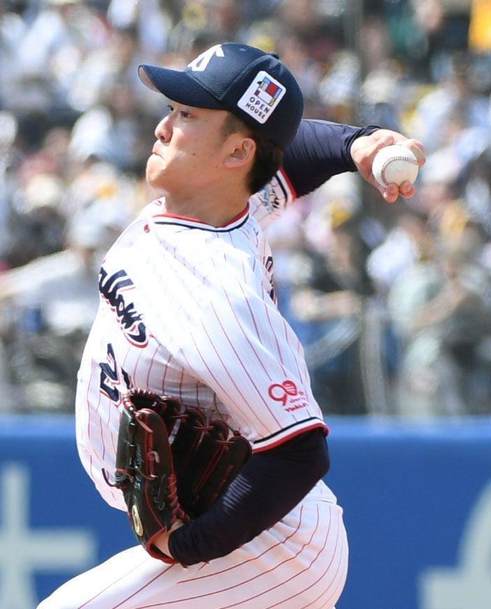 　ソフトバンク打線を相手に力投する吉村（撮影・佐藤厚）