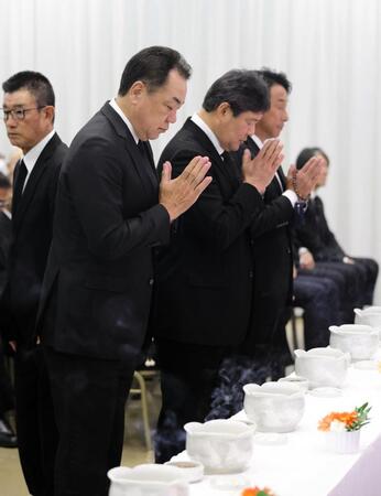 　長嶋さんの通夜に参列した（左から）槙原寛己氏、斎藤雅樹氏ら＝７日（読売新聞社提供）