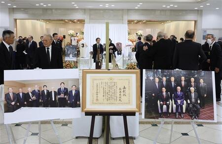 　写真やゆかりの品が飾られた長嶋さんの告別式の会場（読売新聞社提供）