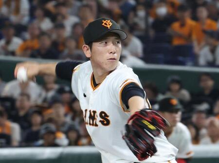 　楽天打線相手に好投する戸郷（撮影・佐々木彰尚）