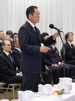 　長嶋さんの告別式で弔辞を述べる中畑さん（読売新聞社提供）