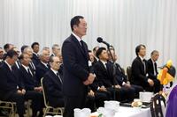 　長嶋さんの告別式で弔辞を述べる中畑さん（読売新聞社提供）