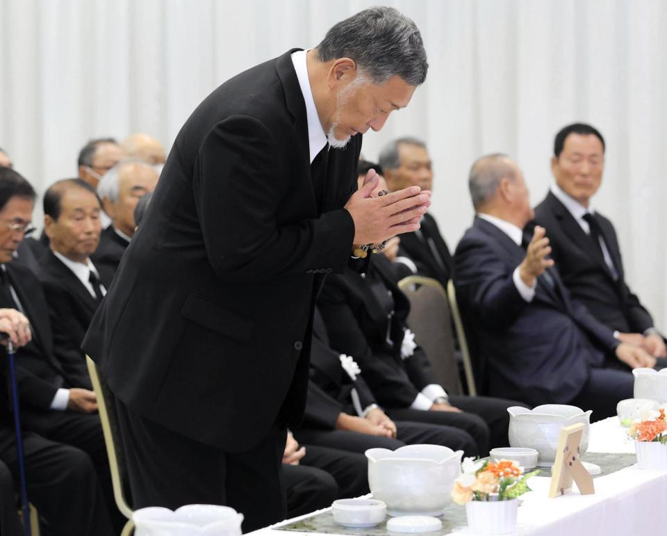 　長嶋さんの通夜に参列した清原和博氏＝７日（読売新聞社提供）