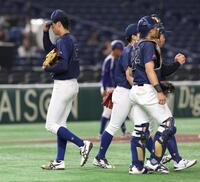 　１０回、降板する創価大・山崎太陽（撮影・佐々木彰尚）