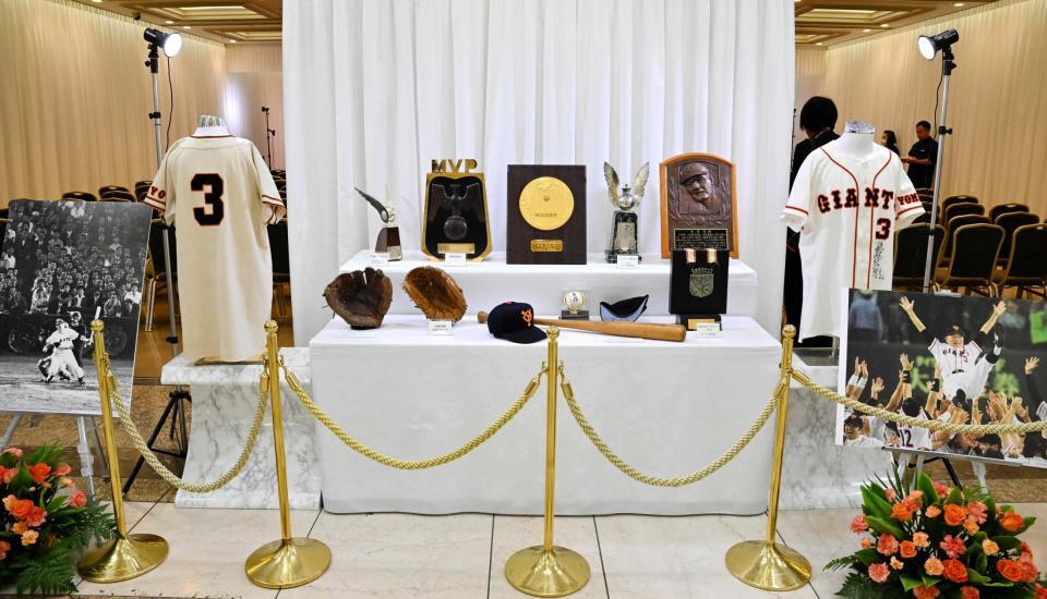 　会場に展示されたゆかりの品