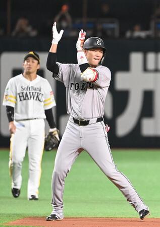 巨人が快勝　坂本が初回に走者一掃の二塁打　２戦連続の適時二塁打で復活を印象づける　西舘は先発では初めての勝利