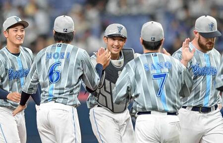 ＤｅＮＡ・山本“庭”で躍動　故郷に錦Ｖ打　スタンドに母と妹「カッコイイところ見せられた」