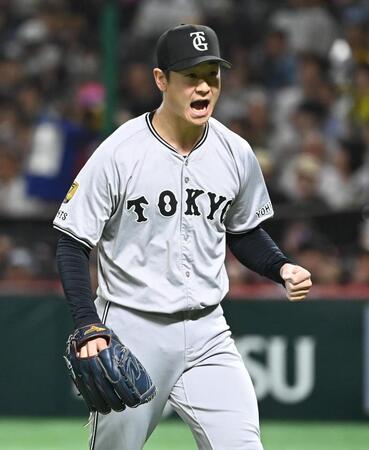 　１０回、周東を空振り三振に仕留めた中川