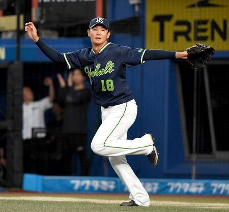 　２回、奥川は寺地に勝ち越しの２点適時打を打たれる（撮影・佐藤厚）