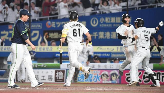 ヤクルト悪夢　連続暴投でサヨナラ負け