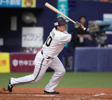 　５回、大城の二ゴロの間に三走・頓宮が生還する（撮影・坂部計介）